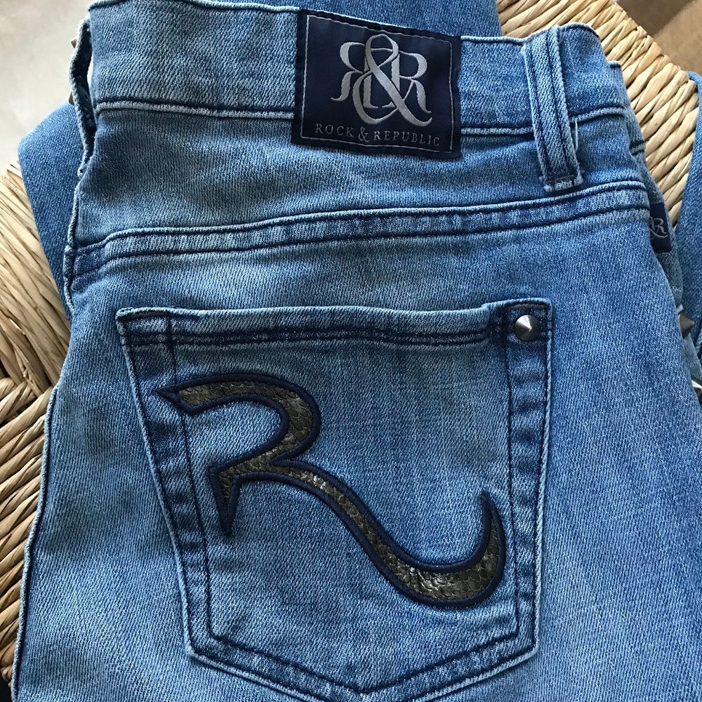 Women's ROCK & REPUBLIC Kasandra Jeans Size 10 M
